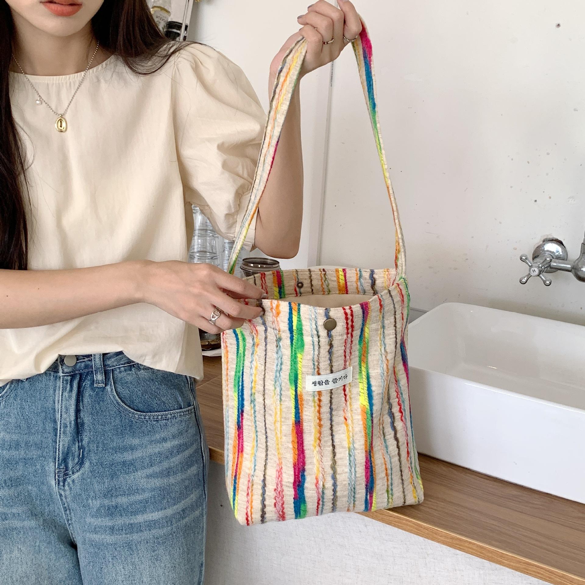 Koreanische Version Regenbogen gestreifte Schulter Damen-Einkaufstasche mit großer Kapazität beiläufige Einkaufstasche